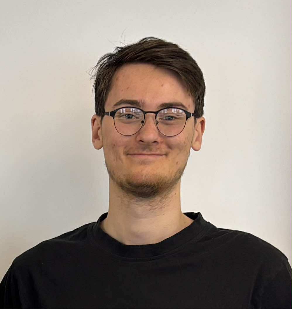 Self portrait of Theo Lilliesköld (LSKLD)